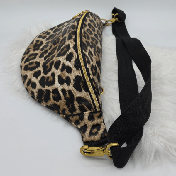 Gürteltasche / Crossbody Bag Junis - Leo